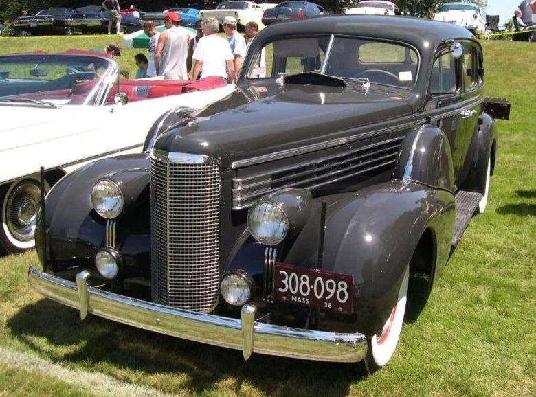 Cadillac Series 65