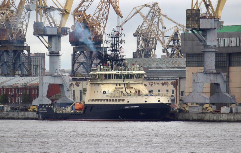 Ледокол проекта 21180м