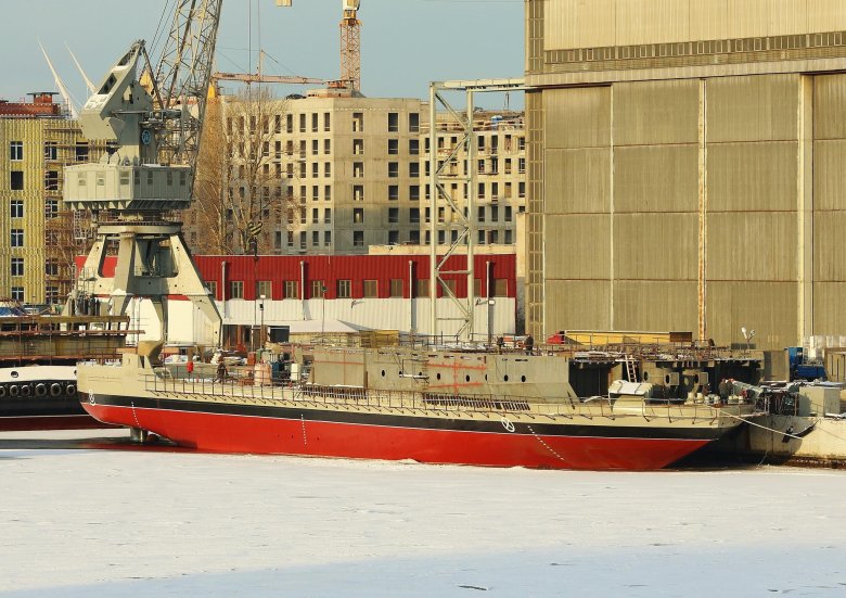 Евпатий Коловрат ледокол