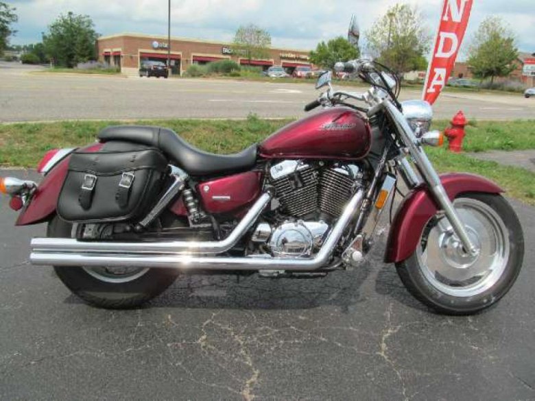 Honda VT 1100 c2 Shadow Sabre