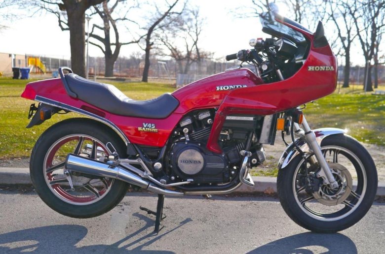 Honda vf750 Sabre