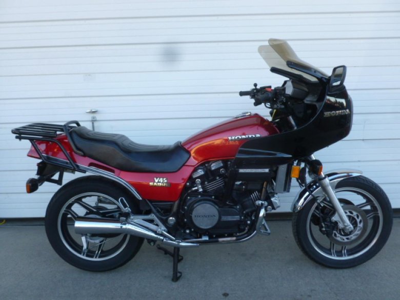 Honda vf750 Sabre