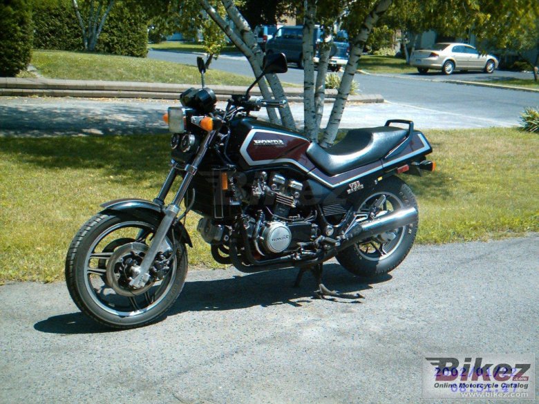 Honda VF 1100 Sabre Custom