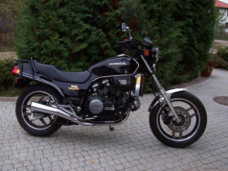 Honda vf750 Sabre