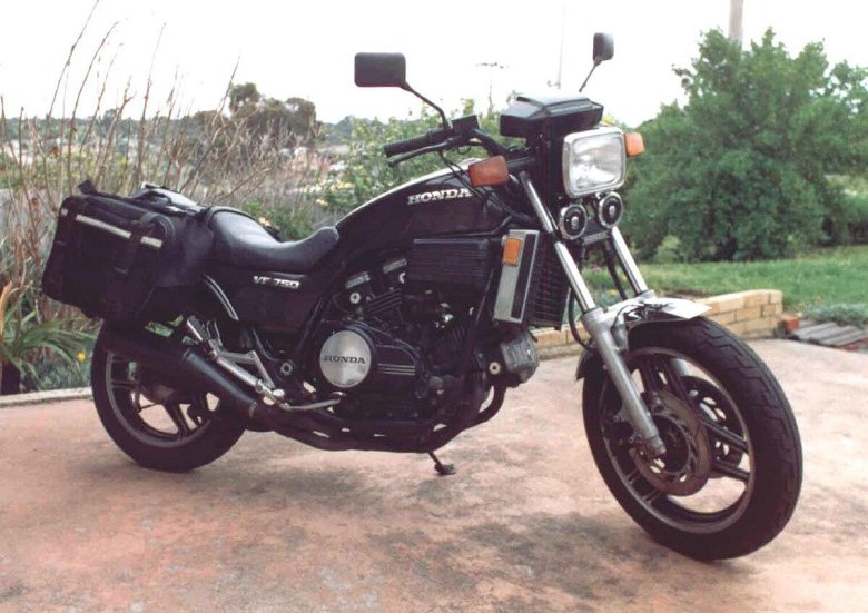 Honda VF 750