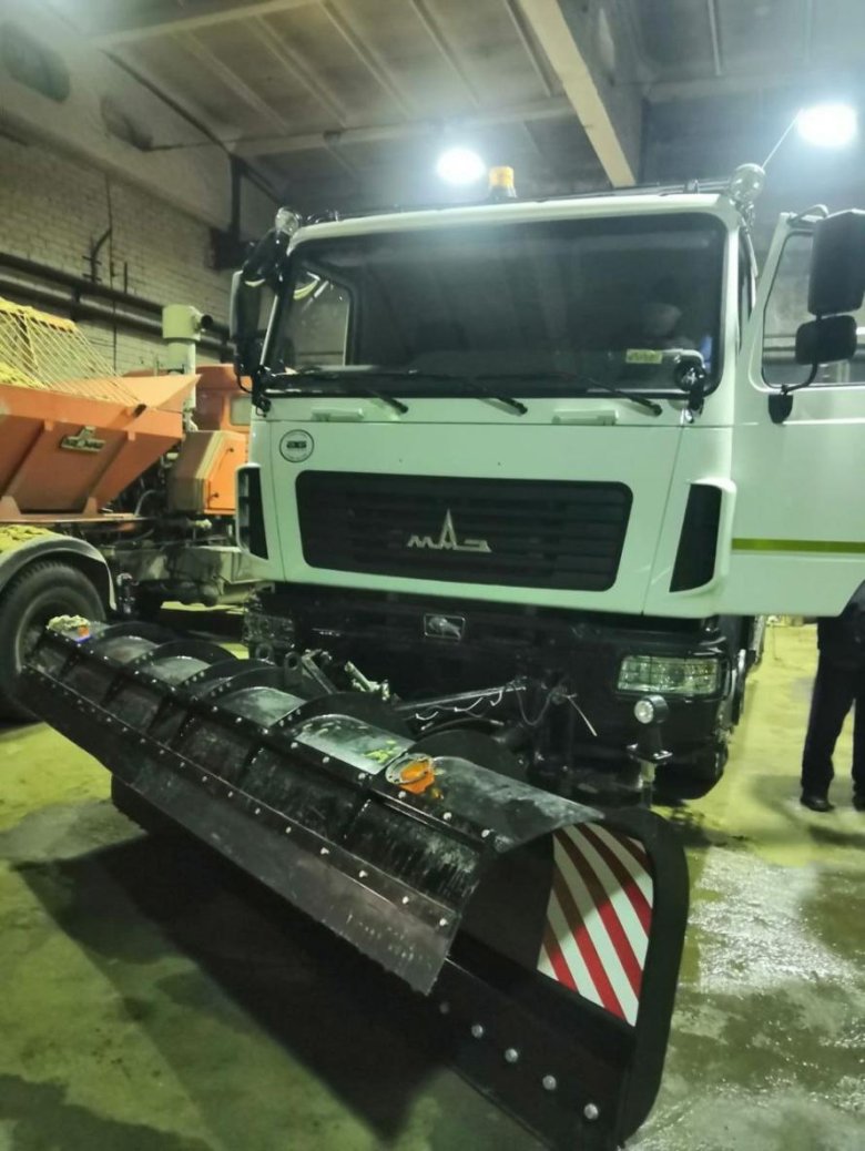 Машина дорожного мастера световое оборудование