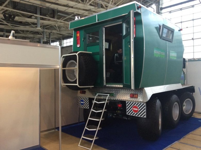 Вездеход авторос шаман 8x8