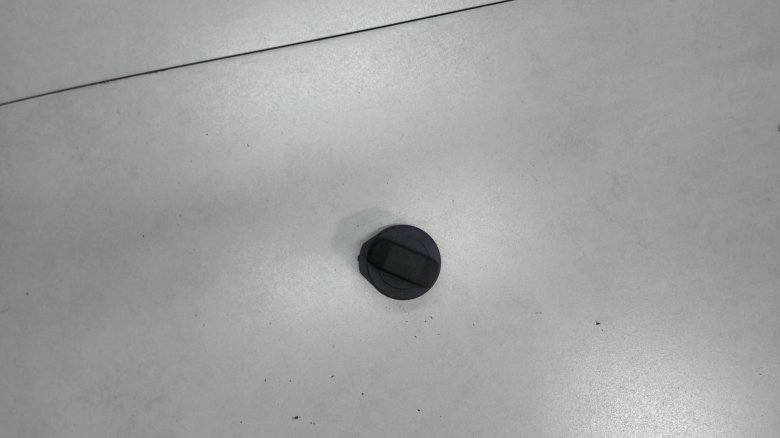 Крышка топливного бака 2004-2013 Skoda Octavia a5