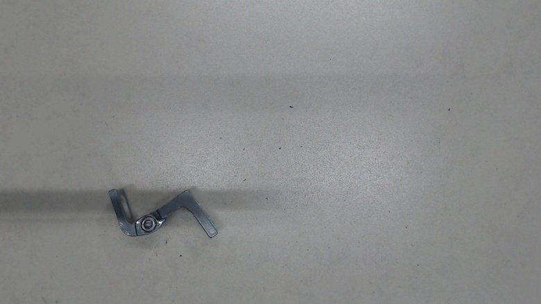 Петля двери Skoda Octavia a5 2012