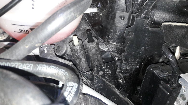 Трубка топливная Шкода Йети