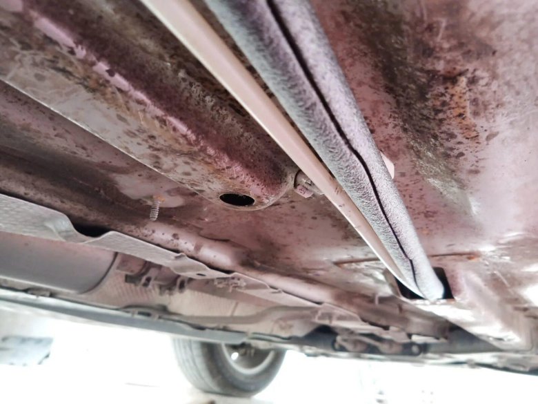 Треск топливных трубок Шкода Йети