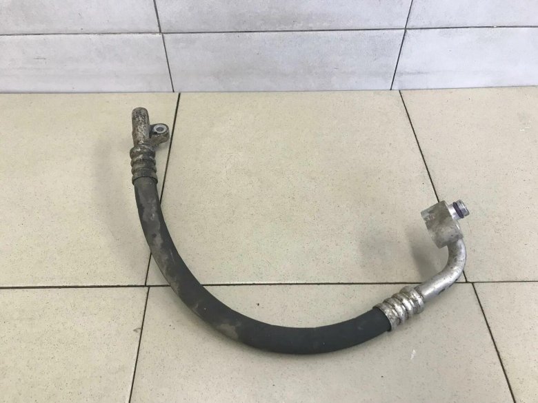 Трубка кондиционера Октавия а7