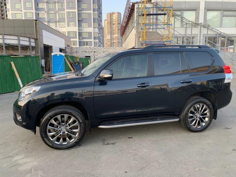 Toyota land cruiser prado 150