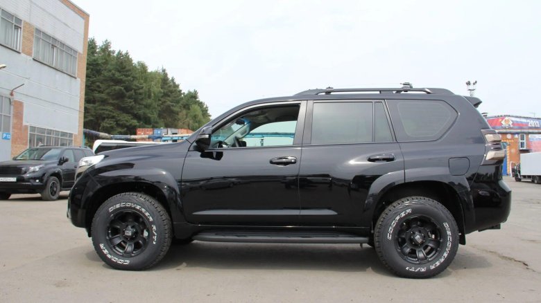 Тойота Прадо 150 черный