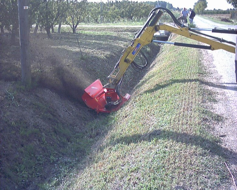 Канавокопатель лкн-600