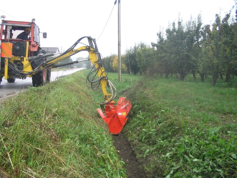 Канавокопатель лкн-600