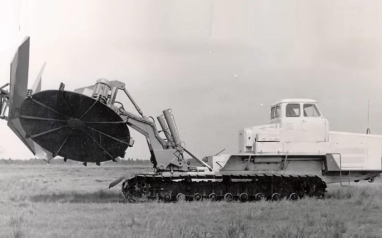 Экскаватор каналокопатель