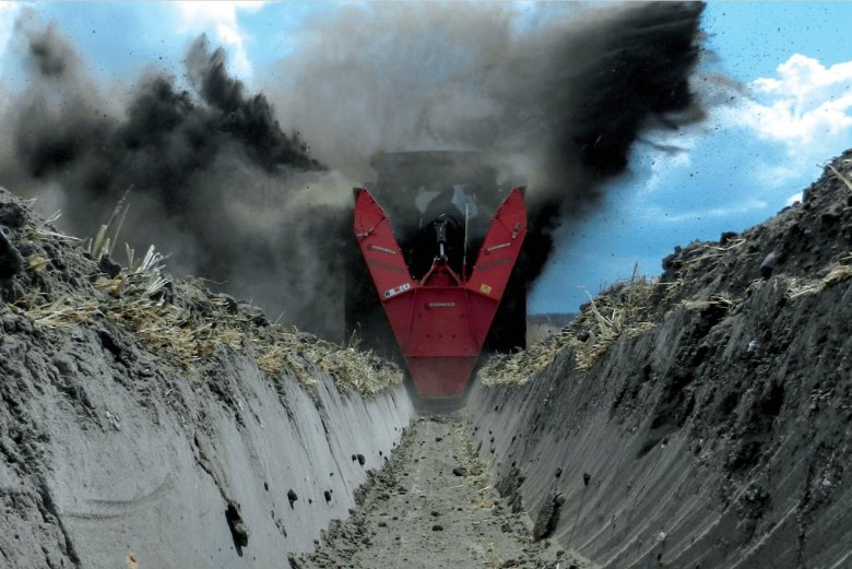 Мелиоративная техника канавокопатель