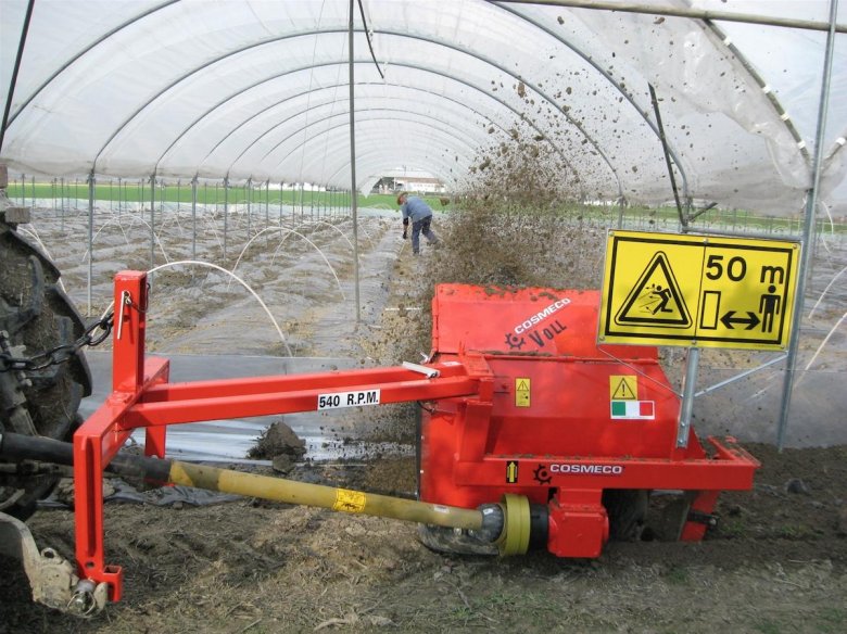 Канавокопатель шнековый