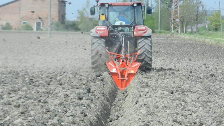 Канавокопатель навесной лкн-600