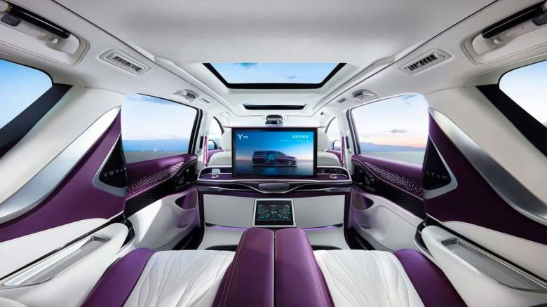 Mercedes benz maybach