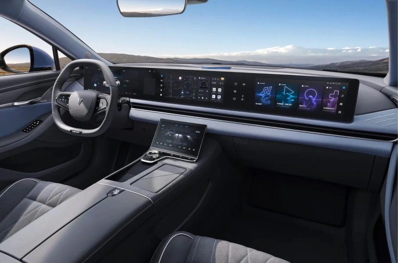 Voyah седан 2023