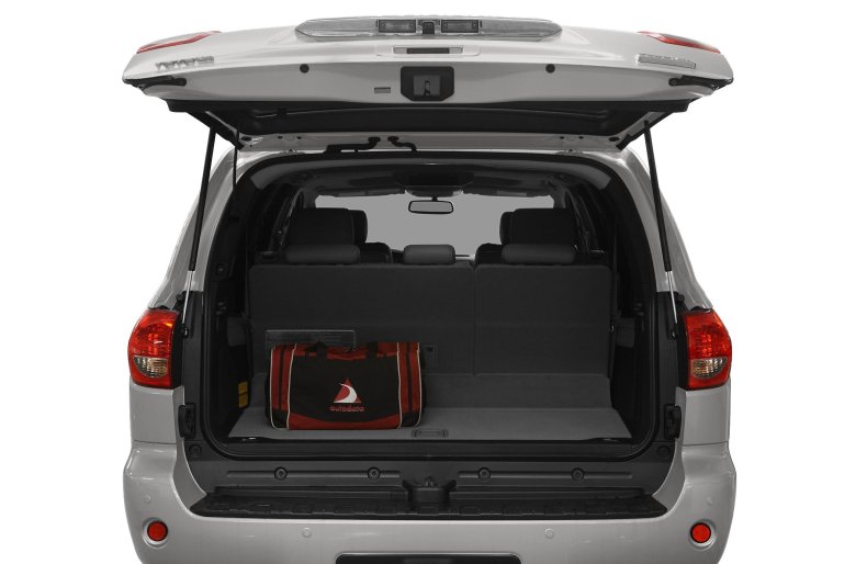 Toyota Sequoia багажник