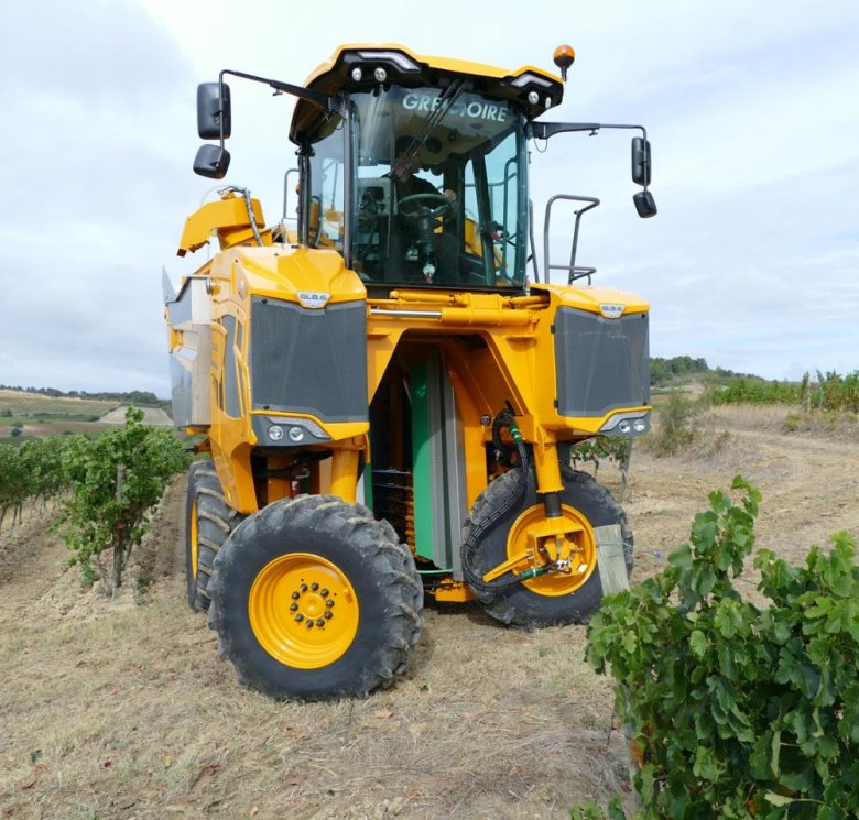 Грегуар виноградоуборочный комбайн