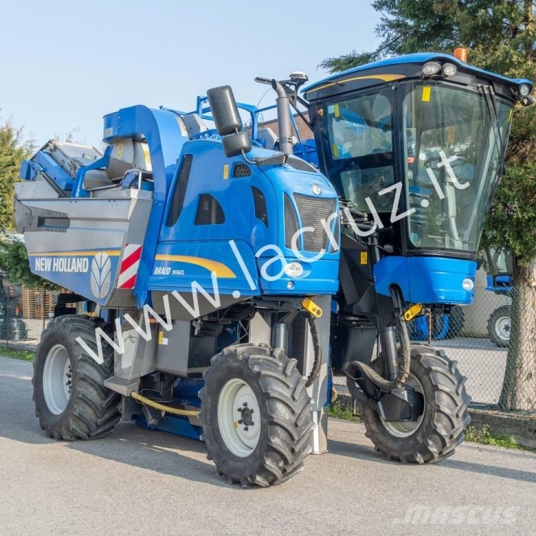 Виноградоуборочный комбайн new holland