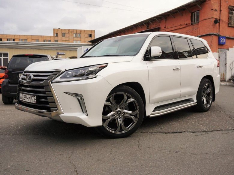 Lexus r20 lx570
