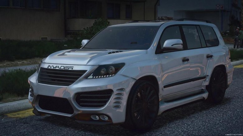 Лексус 570 Invader