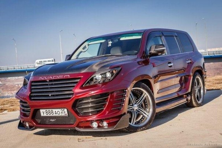 Лексус 570 в обвесе