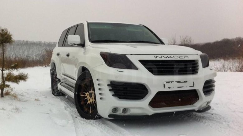 Лексус 570 инвайдер