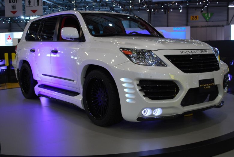 Лексус инвайдер 570 розовый