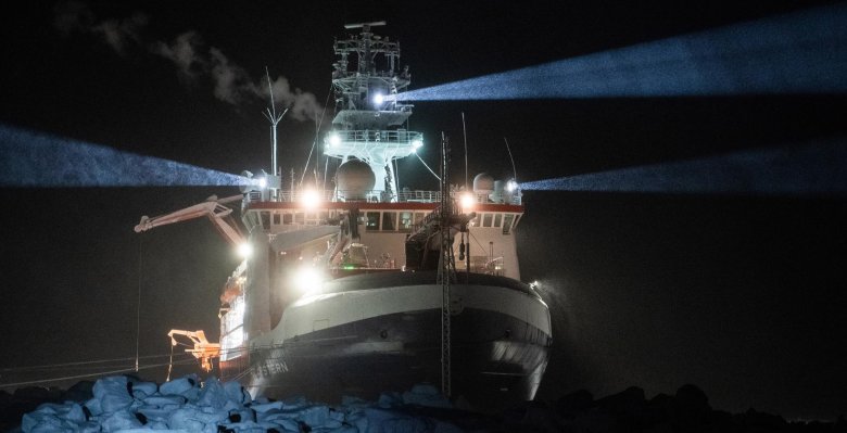 Поларштерн ледокол