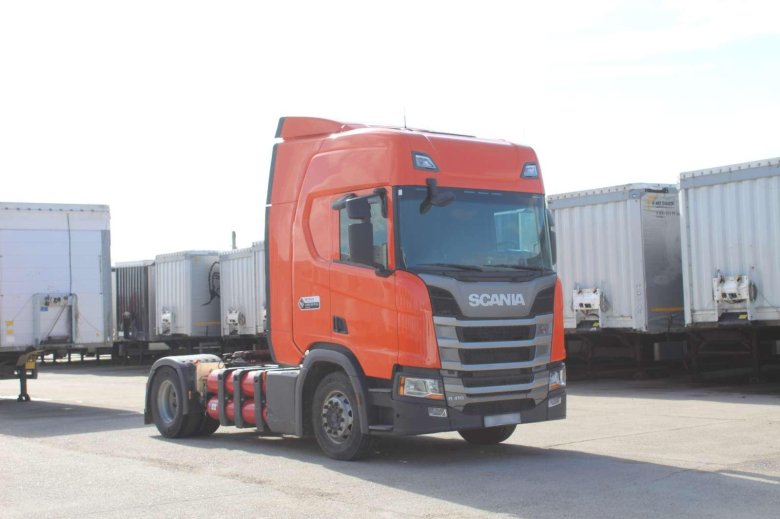 Тягач scania
