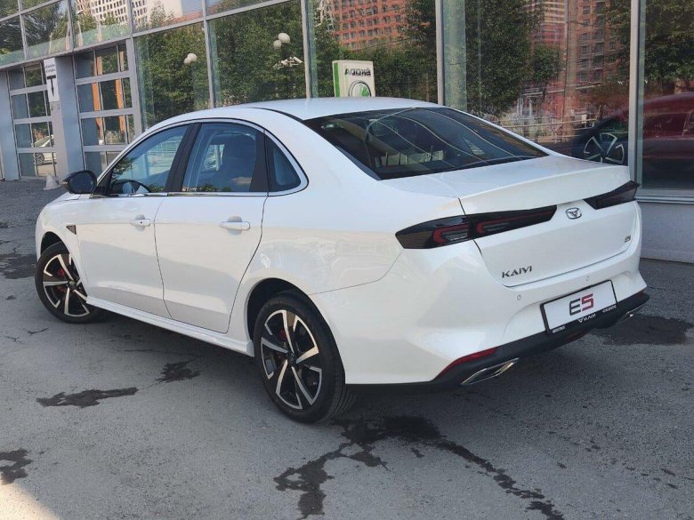 Белый Kaiyi e5