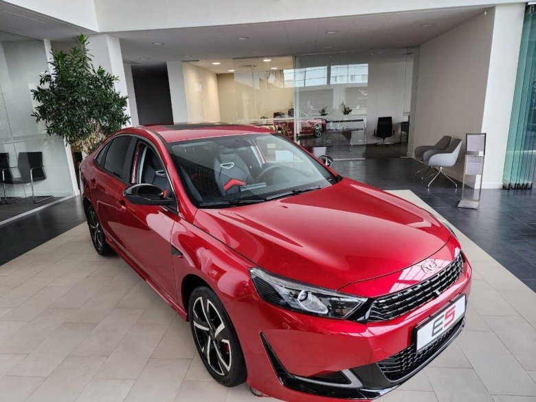 Kaiyi e5 красная