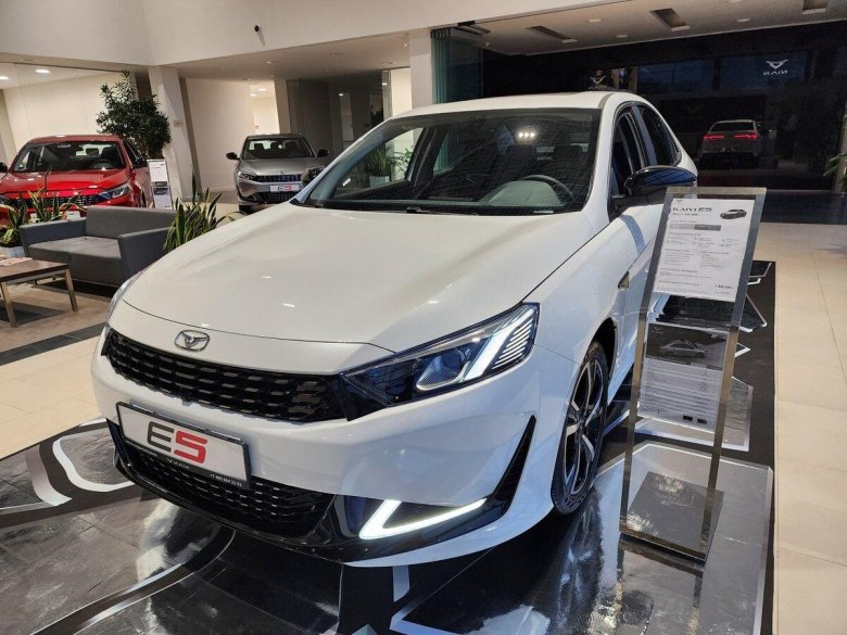 Авто Кай е5