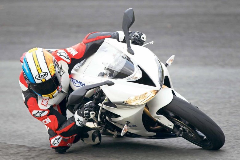 Triumph daytona 675r