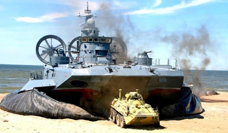 Малый десантный корабль евгений кочешков