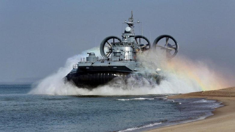 Десантный корабль на воздушной подушке