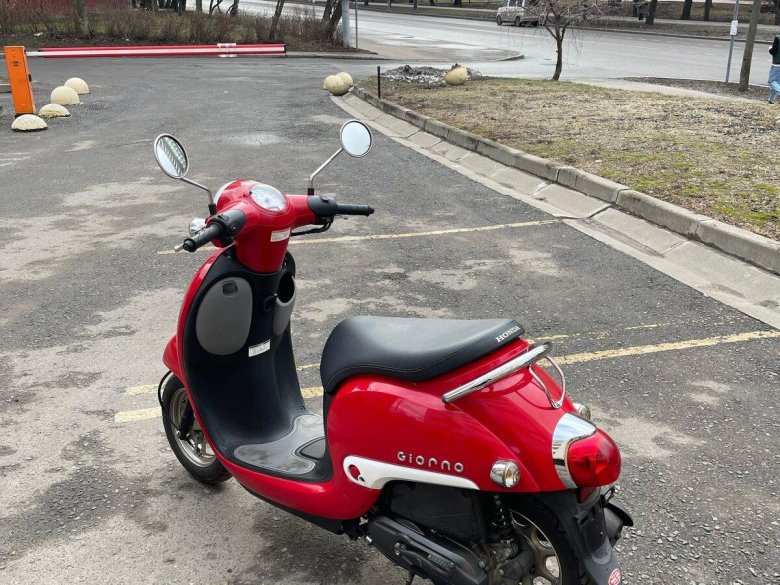 Мотороллер honda giorno