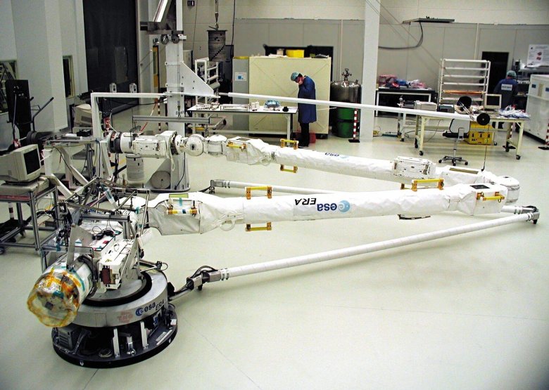 4) Робот-манипулятор era (European Robotic Arm).