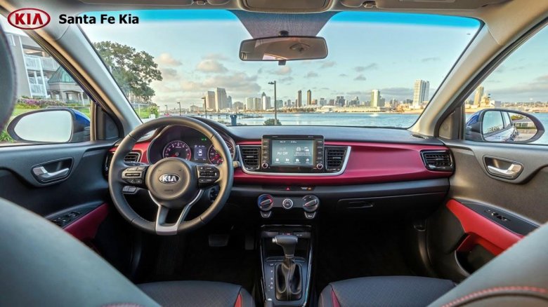 Kia Rio 2022 салон