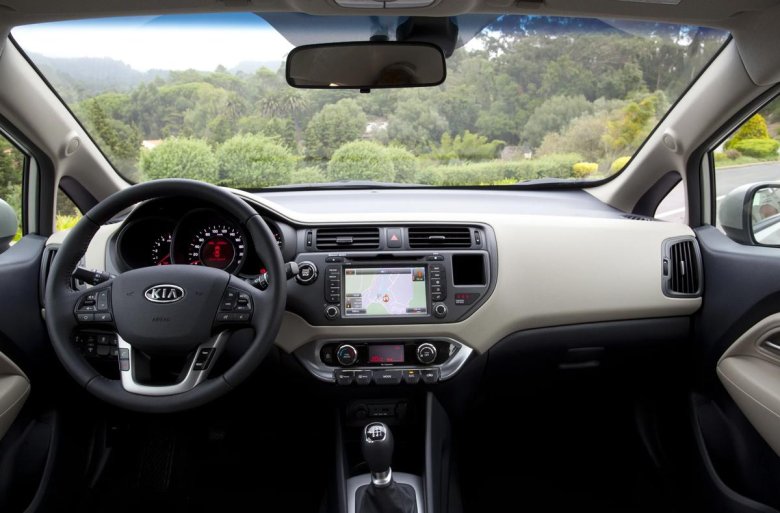 Kia Rio 2014 салон
