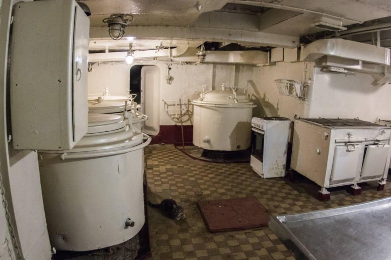 Крейсер Михаил Кутузов внутри