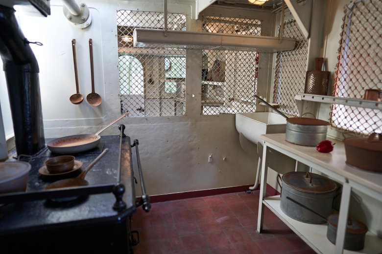 Кухня на корабле