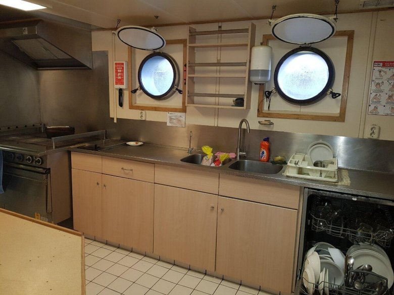 Камбуз 1998 бч6