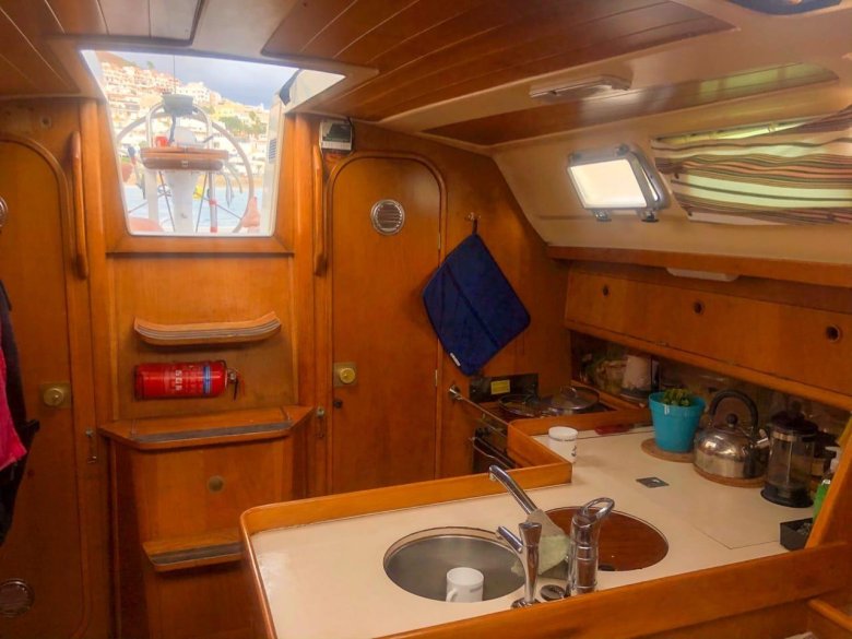 Fr25 Yamaha с каютой